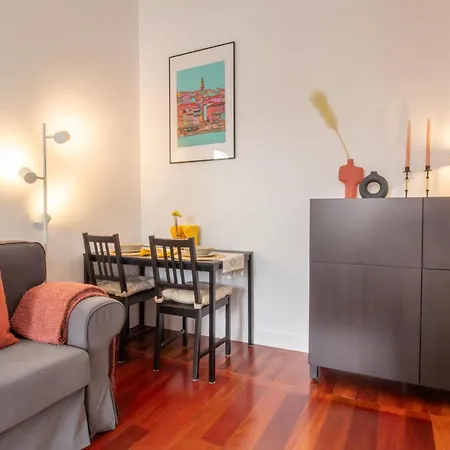 Santa Teresa By Lovelystay Appartamento Oporto